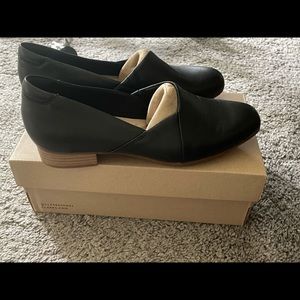 Juliet Palm, black leather size 8M. Flat loafer